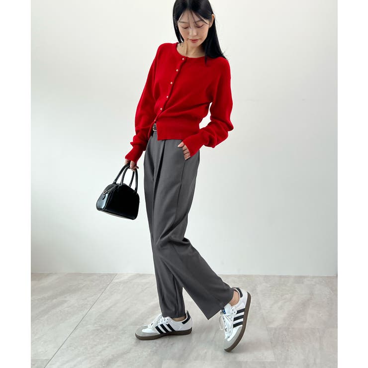 脚長効果抜群の美脚ライン。センタータックテーパードパンツ | futier land | 詳細画像24 