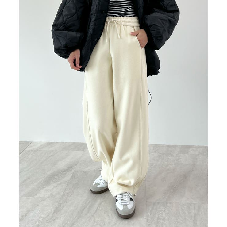 アイボリー | ラフに決まる。裾ドロストカーブスウェットパンツ | futier land