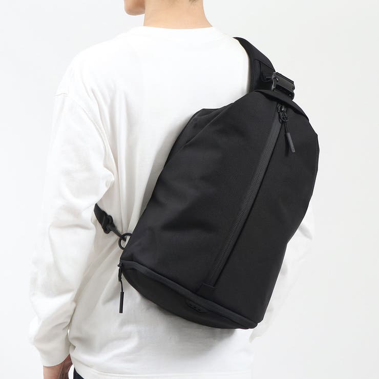 ブラック(AER11013) | エアー ボディバッグ 縦型 | ギャレリア Bag＆Luggage