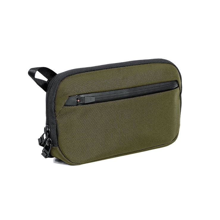 OLIVE | エアー ポーチ Aer | ギャレリア Bag＆Luggage