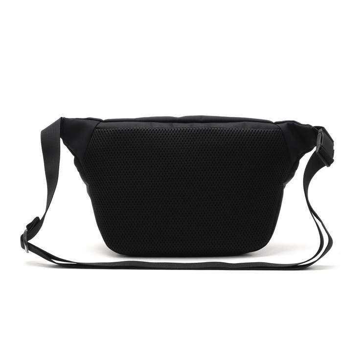 かず✨BRIEFING ボディバッグ クロスボディ ブラック 黒 旅行 日本正規