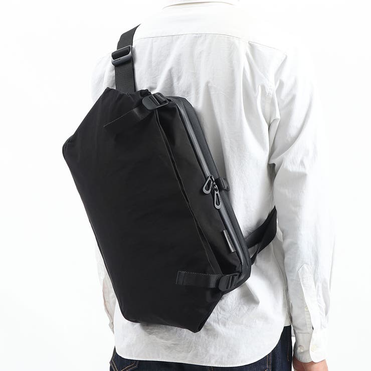 Cote&Ciel コートエシエル ブラック ボディバッグ ダブルジッパー Cote&Ciel コートエシエル ブラック ボディバッグ ダブルジッパー