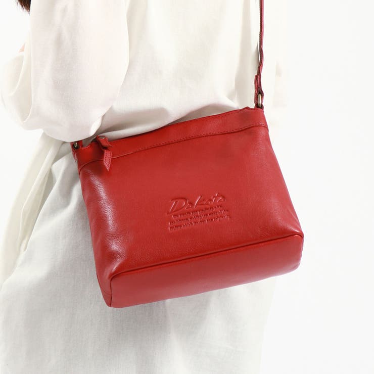 美品　ダコタ ショルダーバッグ　レッド ダコタ Dakota ダコタ ショルダーバッグ ショルダーポーチ