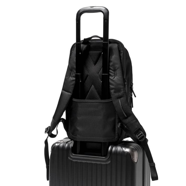 美品❣️TUMI チェーン付きリュック TUMIのリュック | レディース | 三越伊勢丹オンラインストア