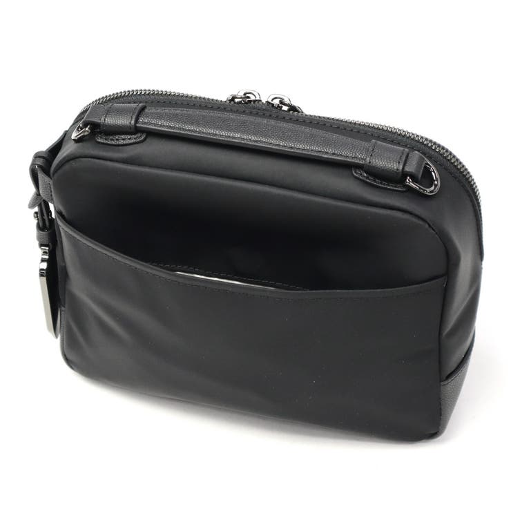 美品✨　トゥミ　TUMI ショルダーバック　ブラック　レザー　25105D トゥミ 黒 メンズ レザー ショルダーバッグ TUMI 中古 – 銀蔵