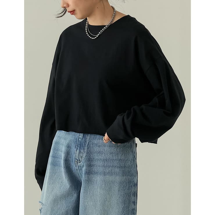 着るだけでこなれるショート丈ロンTがリバイバル USAコットンショート