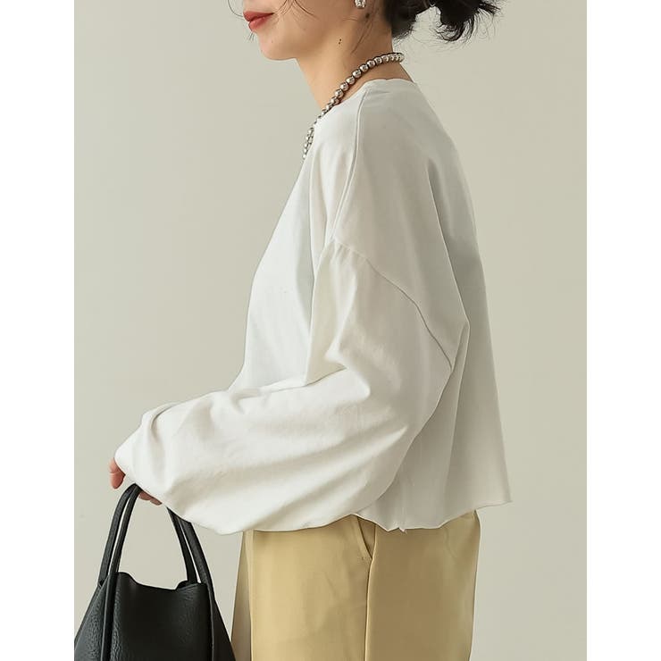 着るだけでこなれるショート丈ロンTがリバイバル USAコットンショート