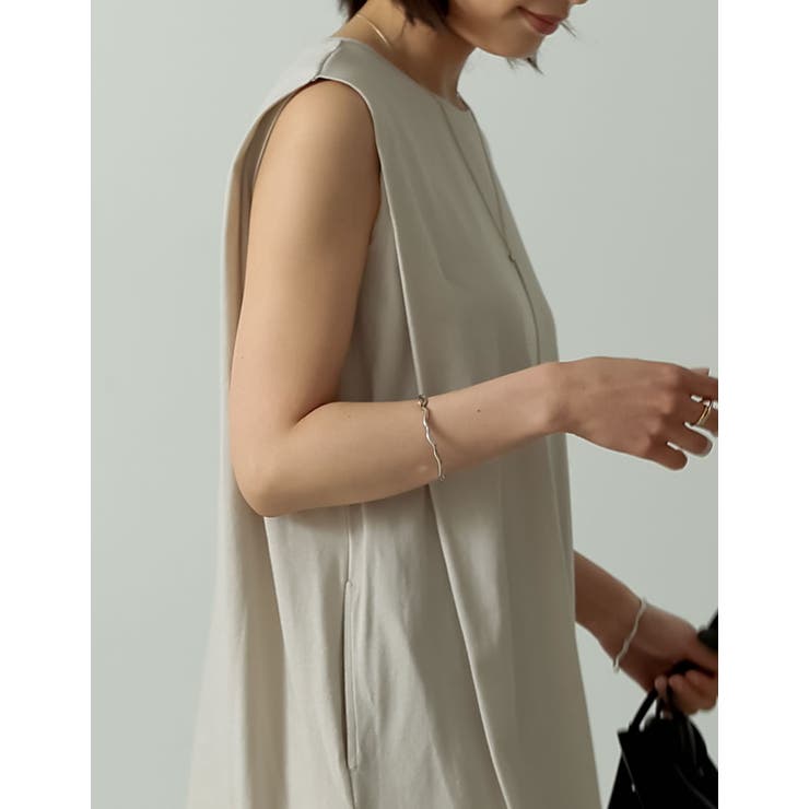 シンプルながらも洗練された印象に USAコットンショルダータックマキシワンピース | Re:EDIT | 詳細画像23 