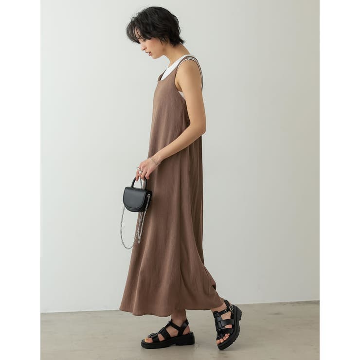 バッククロスカットシャーリングキャミワンピース[品番