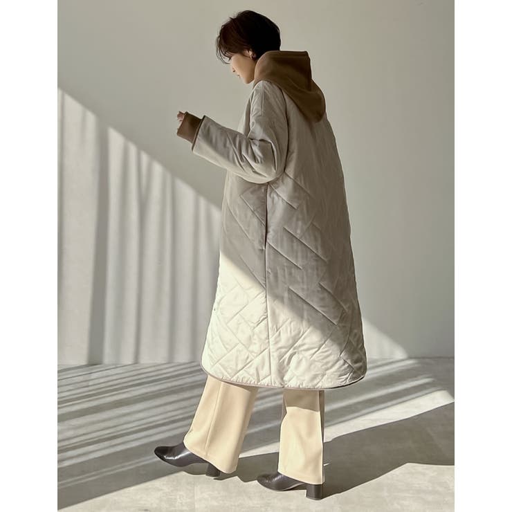 リバーシブルで楽しめる軽量キルティングコート[品番：GS000019545