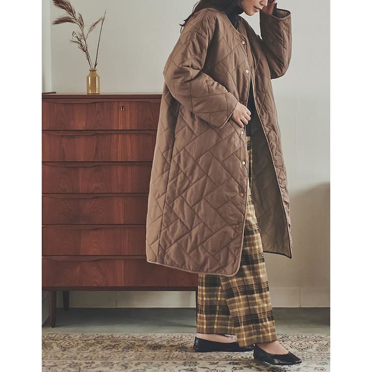 リバーシブルで楽しめる軽量キルティングコート[品番：GS000019545