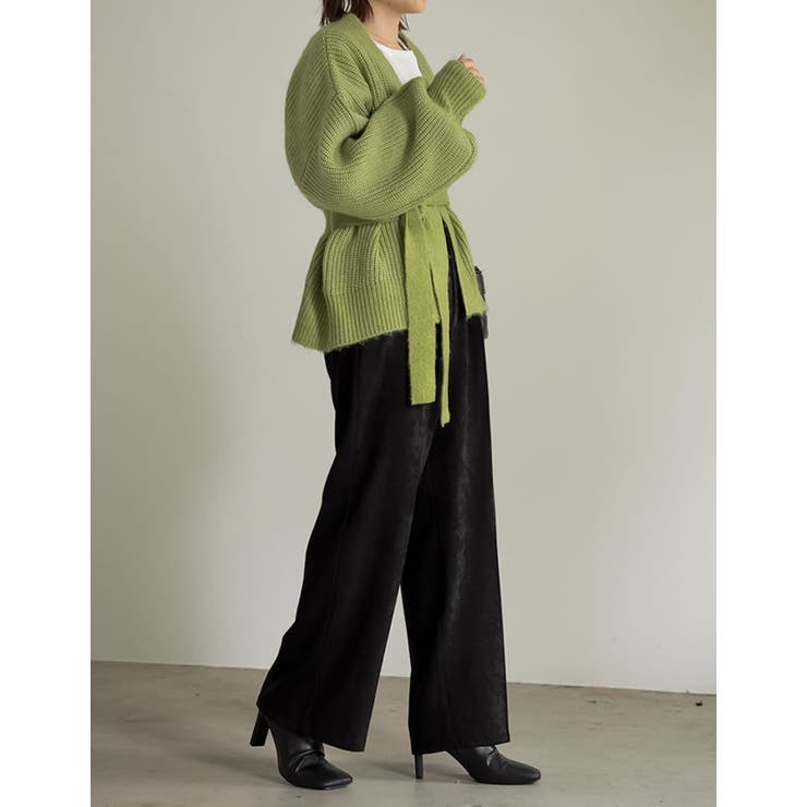 コーデを新鮮に見せてくれるストレートパンツ ピーチサテンタックストレートパンツ | Re:EDIT | 詳細画像13 