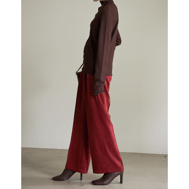 コーデを新鮮に見せてくれるストレートパンツ ピーチサテンタックストレートパンツ | Re:EDIT | 詳細画像23 