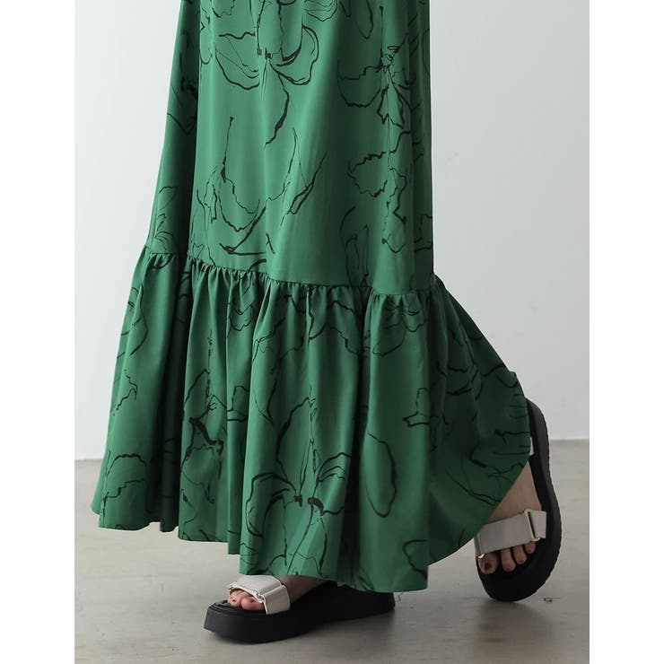 歩くたびに優雅に揺れるシルエット 線花柄マーメイドスカート スカート | Re:EDIT | 詳細画像12 