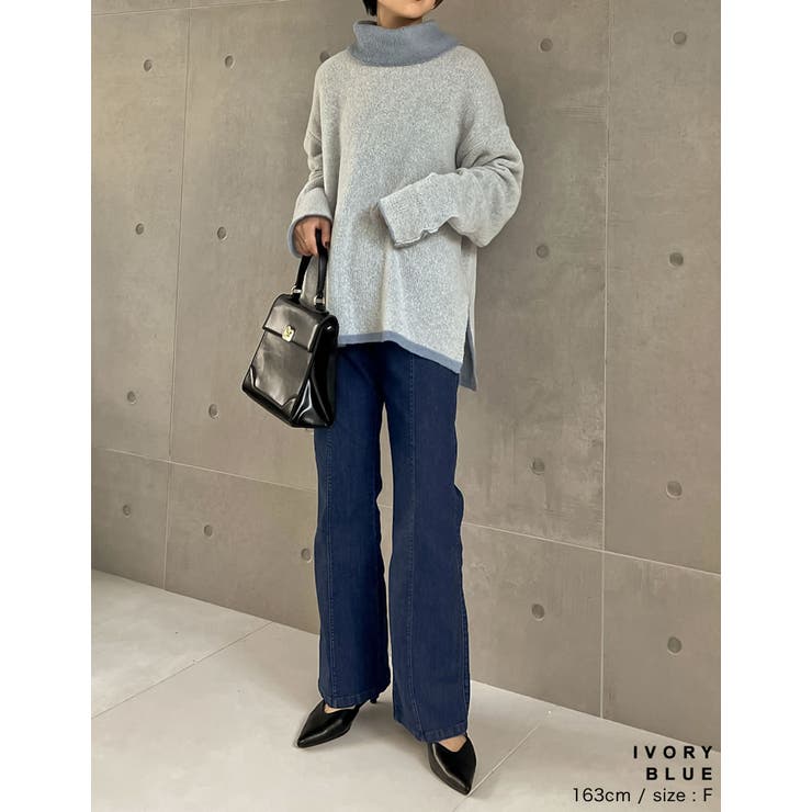 コーデの主役になるふんわりバイカラーニット 起毛モヘアタッチ配色