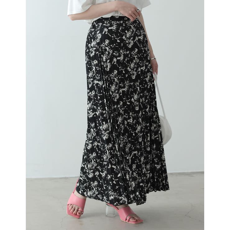 すっきりとしたシルエットでモードエレガンスな印象を纏う | Re:EDIT | 詳細画像3 