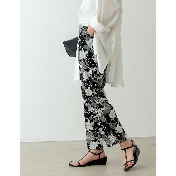 【新品・タグ付き】shéller シェリエ パンツ テーパード 花柄 総柄 Dot jacquard denim pants – shéller / シェリエ