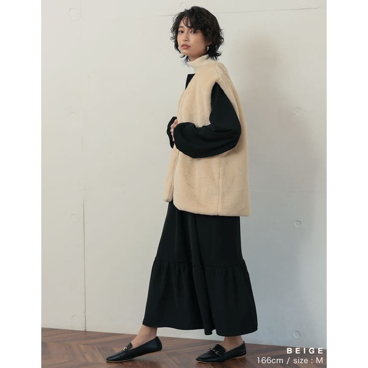 さっと取り入れるだけでシーズンライクな着こなしに フェイクファーベスト ジャケット | Re:EDIT | 詳細画像5 