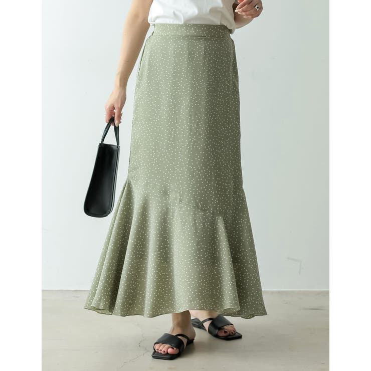 グリーン(017) | 深みのあるカラーリングと小ぶりなドットがトレンドライク | Re:EDIT