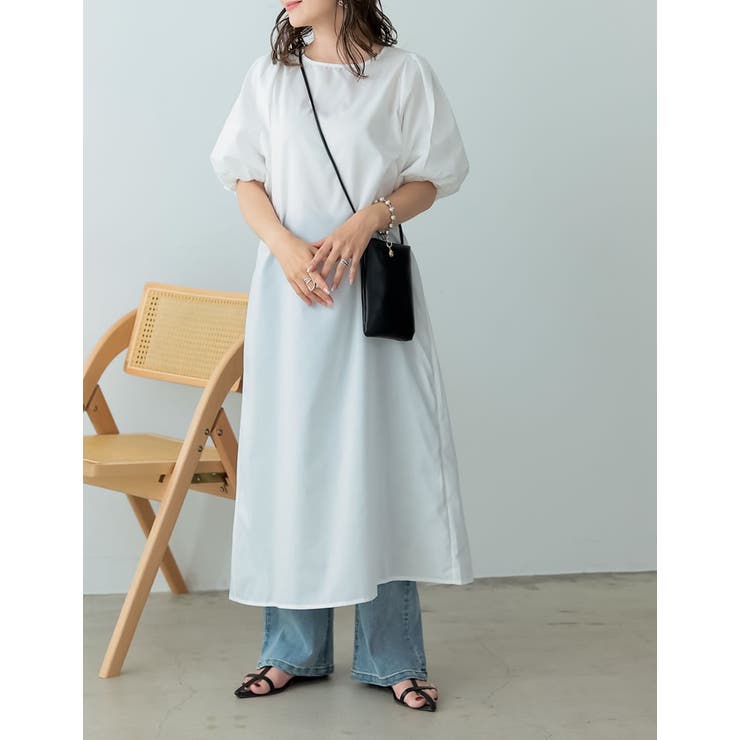 ホワイト(002) | ぽわんとした袖デザインが旬の着こなしに ブロードバルーンスリーブワンピース | Re:EDIT