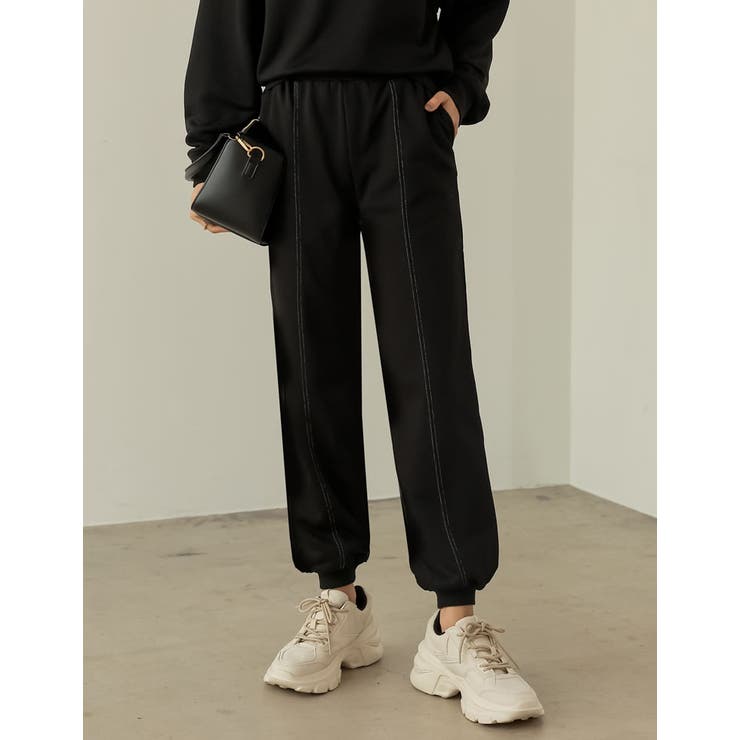 旬なコーデを楽しめるスウェットパンツ 裏毛シームステッチデザイン