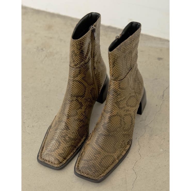 足元からモードな雰囲気をプラス スクエアトゥステッチミドルブーツ シューズ | Re:EDIT | 詳細画像17 