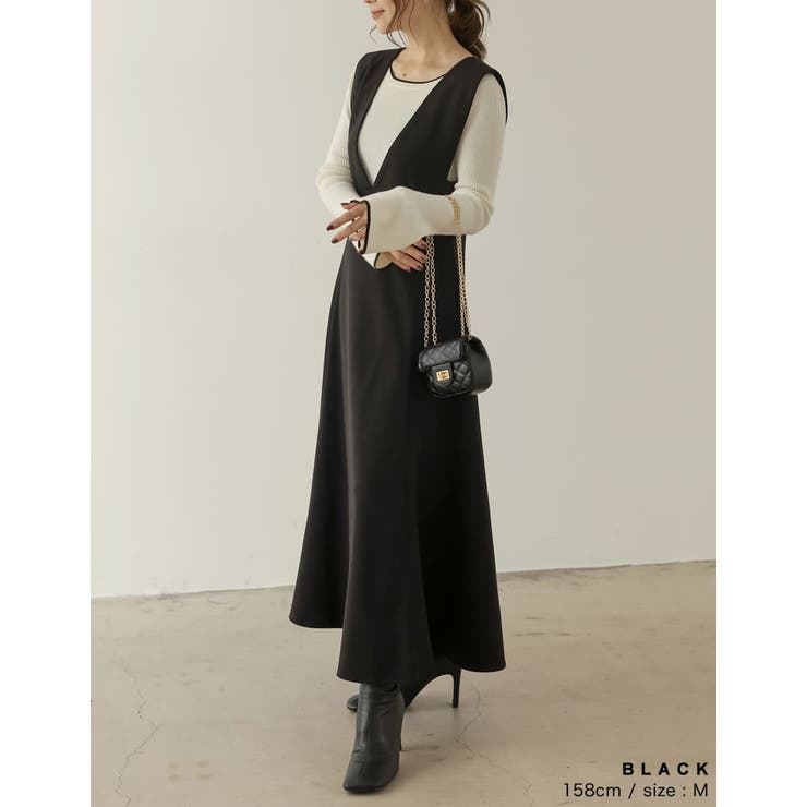 自然とこなれる洗練されたデザインが魅力 微起毛カルゼVネック