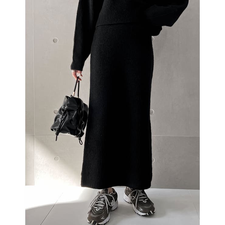 無地ブラック(001) | ふんわりMIXカラーが魅力のきれいめニットスカート | Re:EDIT