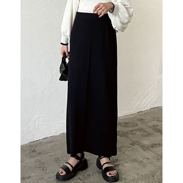 ブラック(001) | リラクシーな雰囲気を纏うモードな1枚 [2023S S | Re:EDIT