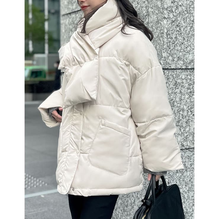 マイクロタフタマフラー付きノーカラー中綿フェイクダウンジャケット | Re:EDIT | 詳細画像2 