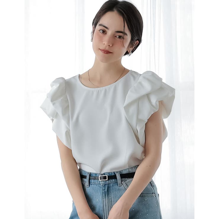 ホワイト(002) | フリルパフスリーブトップス | Re:EDIT