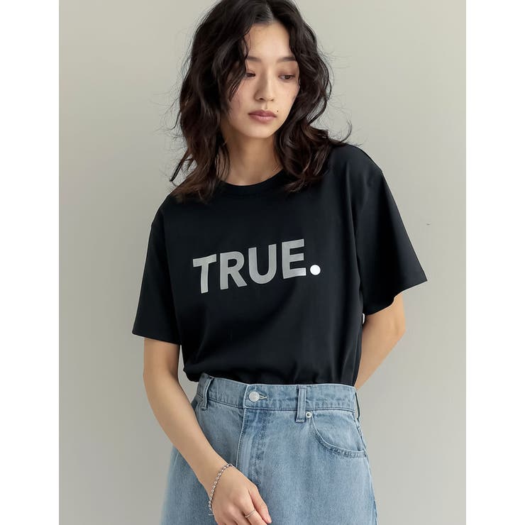 ブラック(001) | TRUEメタリックロゴプリントTシャツ | Re:EDIT