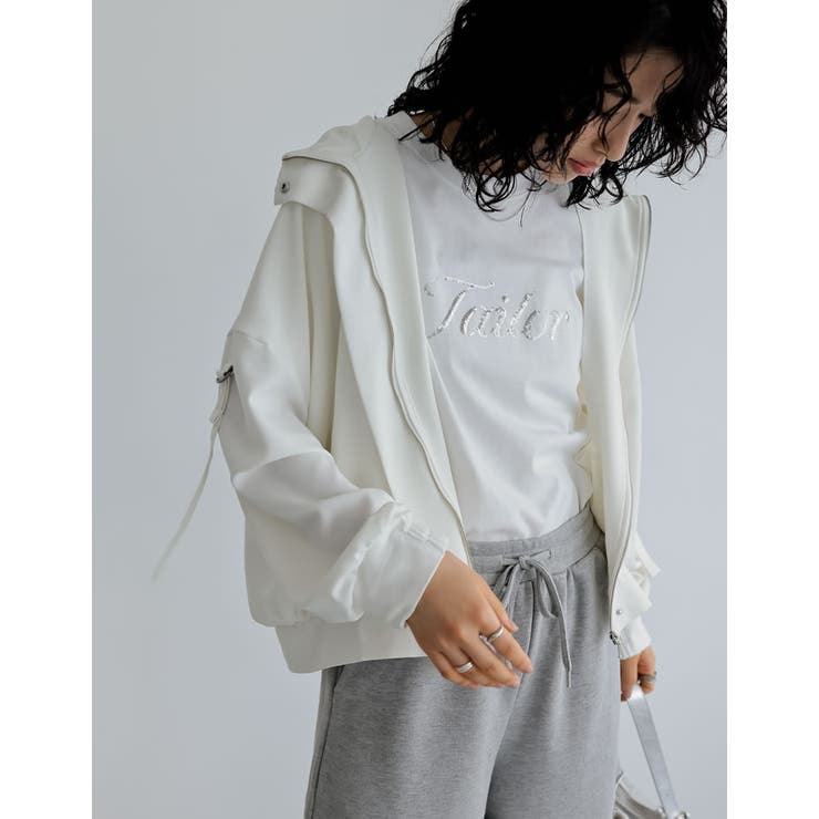 ホワイト(002) | サテンフーディージップブルゾン | Re:EDIT