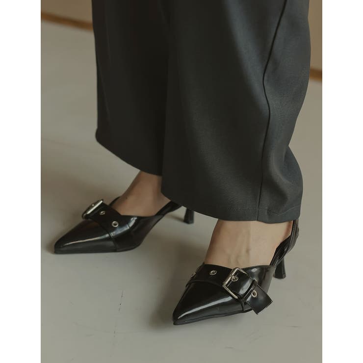 PRADA☆黒 ポインテッドトゥミュール