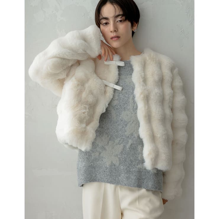 ブロックフェイクファーリボン付ショートコート[品番：GS000022535