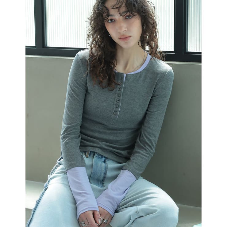 チャコール×ラベンダー(703) | [涼感]配色レイヤード風ヘンリーネックニットトップス | Re:EDIT