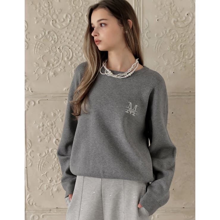 グレー(503) | ワンポイント刺繍ロゴエンブレムニットトップス | Re:EDIT