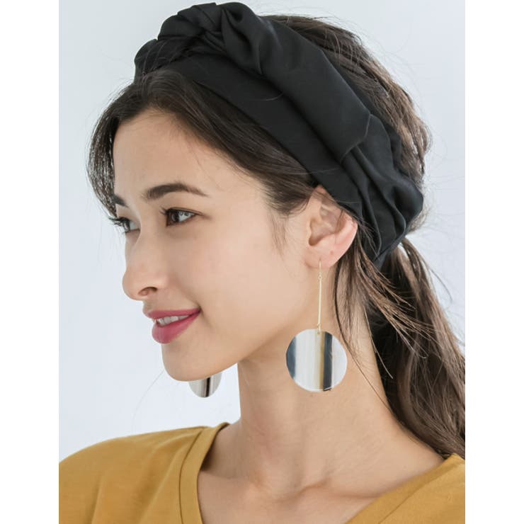 今年らしいヘアアレンジを楽しむ ツイル素材巻きリボンヘアターバン アクセサリー[品番：GS000013659]｜ReEDIT（リエディ）の