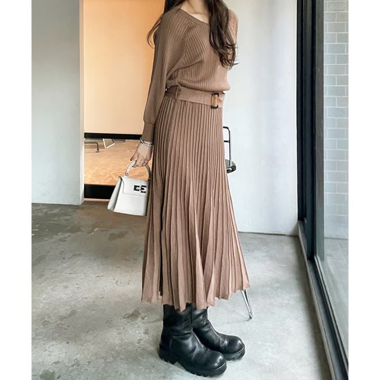 ダイアグラム　バックプリーツ　ニットワンピース　36 ダイアグラム グレースコンチネンタル プリーツニットワンピース 長袖