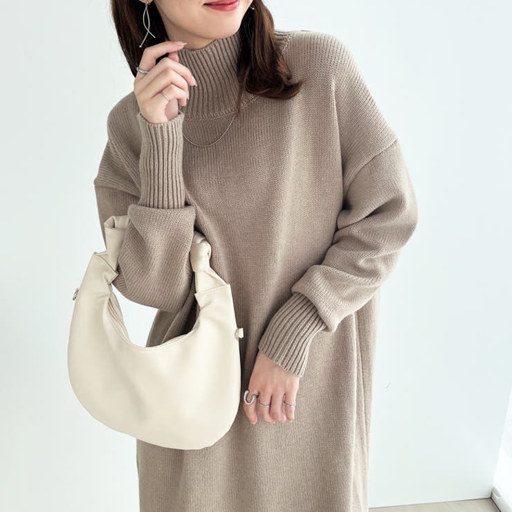 バックスリットタートルニットワンピース | GeeRA | 詳細画像6 