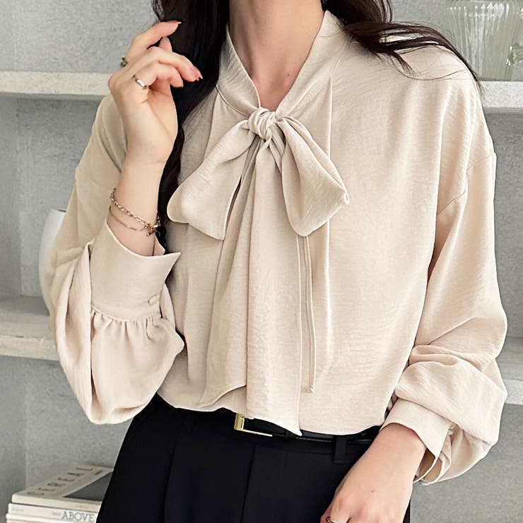 ベージュ | 前後２ｗａｙボウタイブラウス | GeeRA