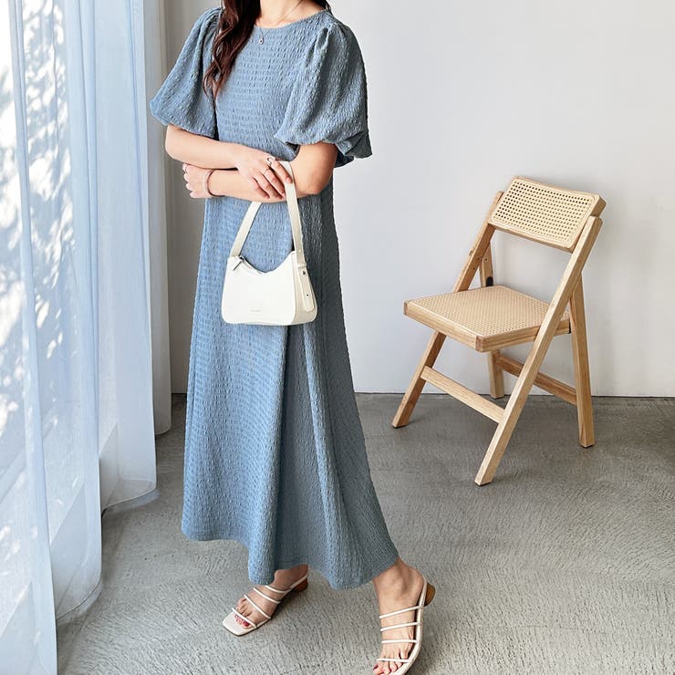 ボリューム袖楽ちん表面感ワンピース[品番：GERW0010647]｜GeeRA