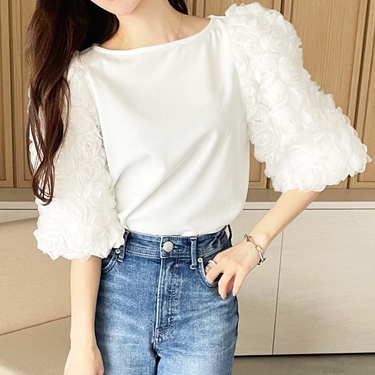 オフホワイト | 【YOUING.】フラワーモチーフトップス | GeeRA