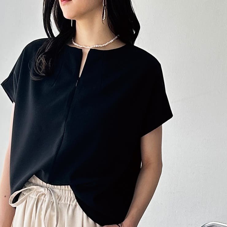 ブラック | 前後２ＷＡＹハーフジップＴブラウス | GeeRA