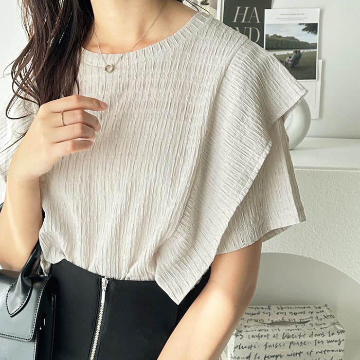 ライトグレー | ラッフルショルダー表面感カットソー | GeeRA