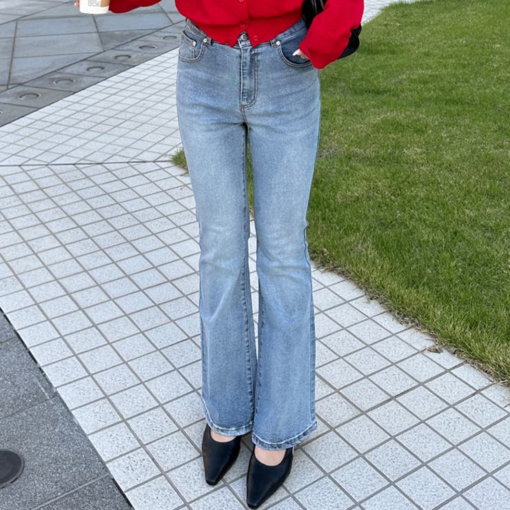 ブルー