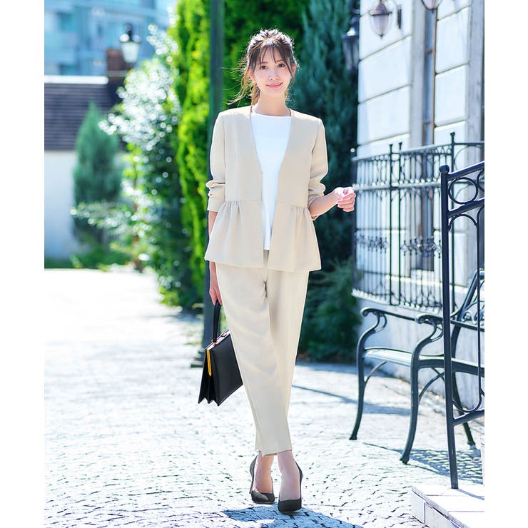 スーパーセール 50％（福袋 XL ママ 卒業式 もの寂しい 入学式 ベージュ 今どきスーツ パンツスーツ一般
