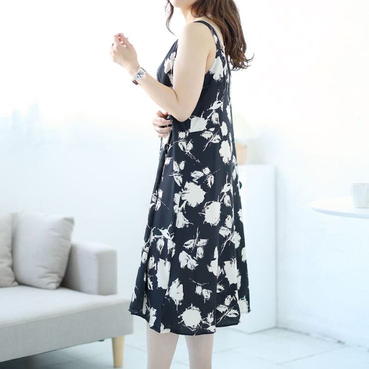 WEB限定 / レトロ小花ワンピース | natural couture(ナチュラル