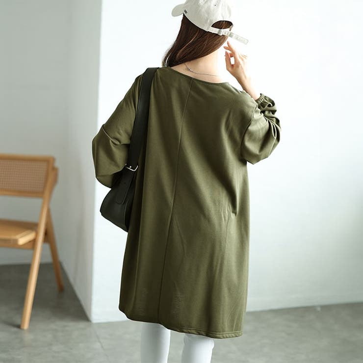 キーネックイレヘムチュニック