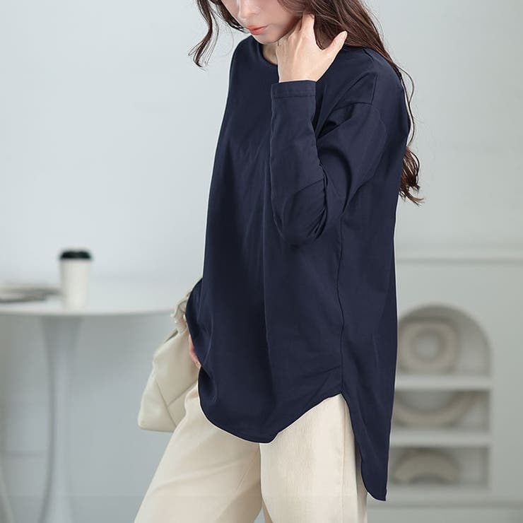 ラウンドヘムロングTシャツ
